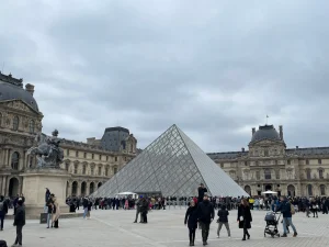 Parigi Louvre