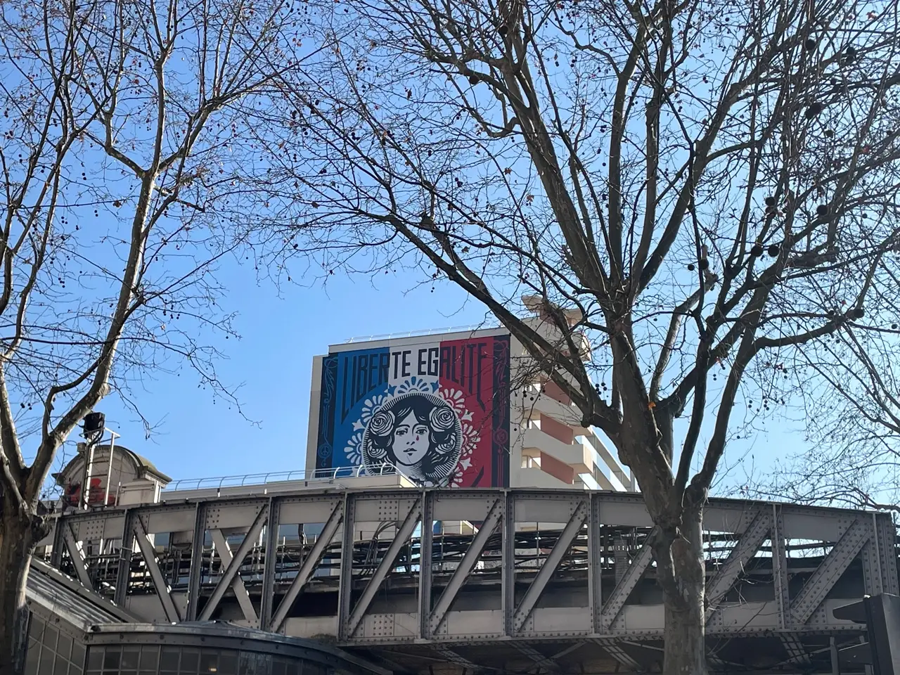 Parigi, murales Francia